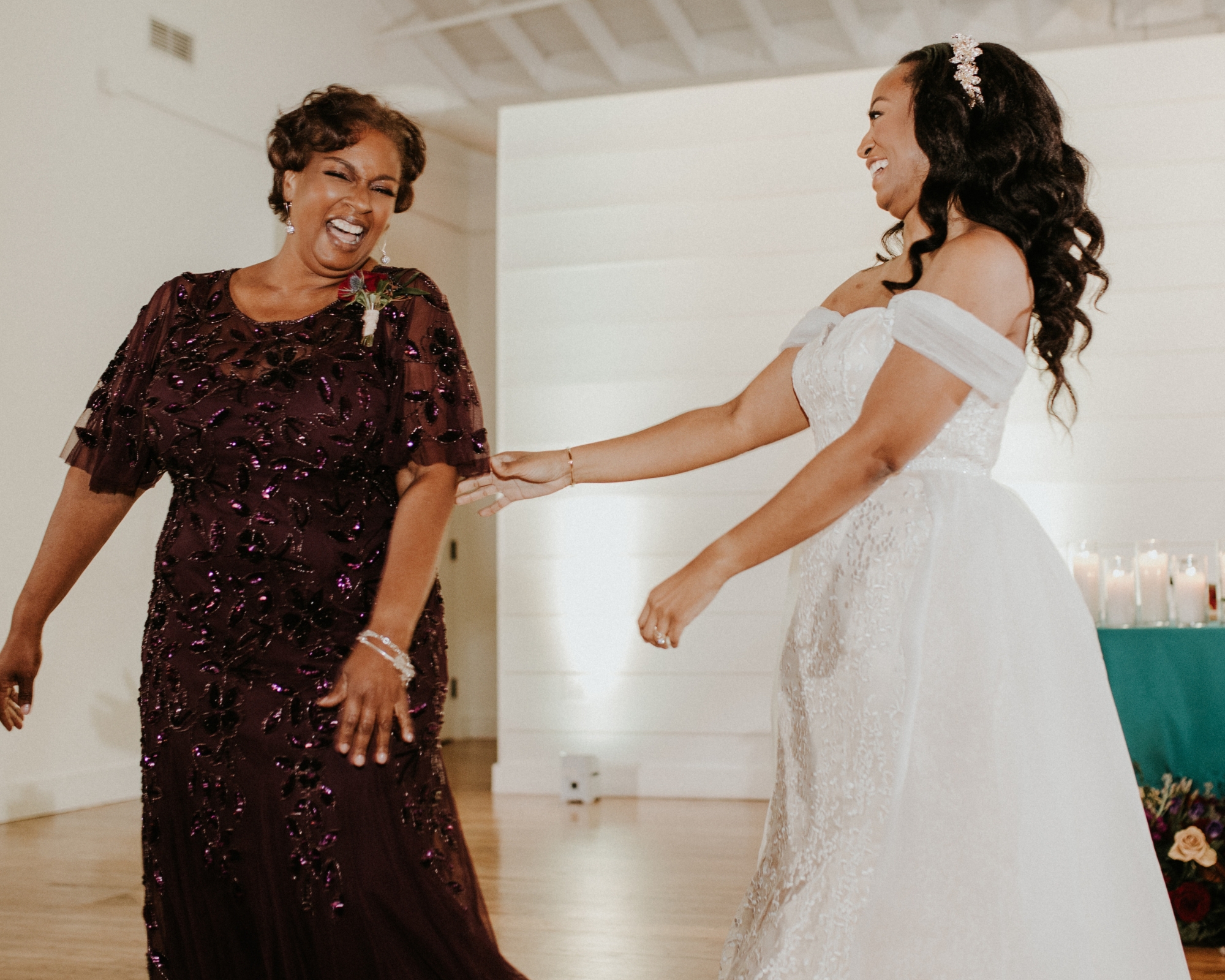 Best R&B Mother Daughter Dance Songs for Your Wedding